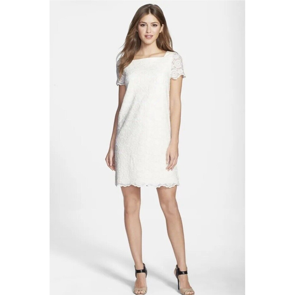 Maggy London Floral Lace Shift Dress Womens ( size 8) Bridal Easter Bachelorette